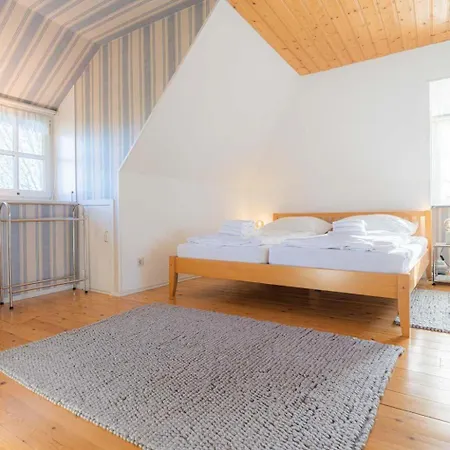 Holiday home Haushaelfte-a-heini-id-431 Poppenbull