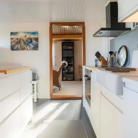 Haushaelfte A Heini Id 431 別荘